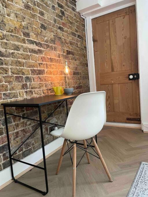 Beautiful London Victorian House, Sleeps 12 Villa Eksteriør billede