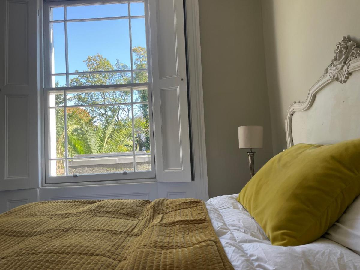 Beautiful London Victorian House, Sleeps 12 Villa Eksteriør billede